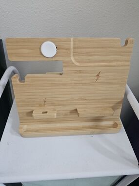 Bamboo Multi-Device Charging Stand - Natural